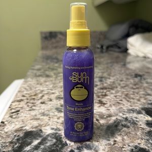 SUN BUM blonde violet tone enhancer leave in spray